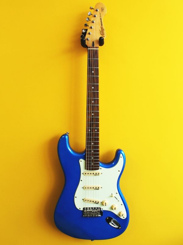 Vintage V6 Reissued Series Stratocaster